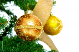 Artificial Christmas Trees Shopping Tips
